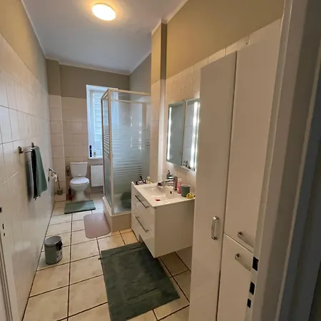 Jednoosobowy Przy Targach Poznanskich Nr 2, Lozko Dlugosci 190 Daire Poznan