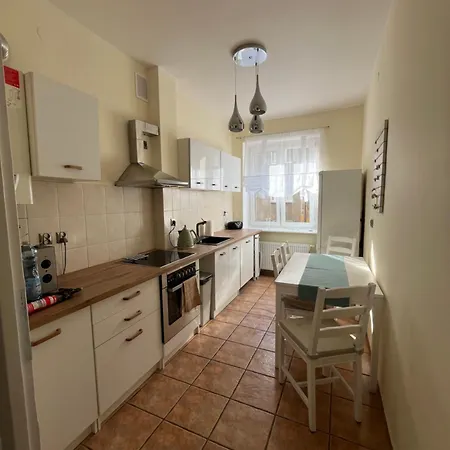 Jednoosobowy Przy Targach Poznanskich Nr 2, Lozko Dlugosci 190 Apartment *