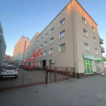 Apartman Jednoosobowy Przy Targach Poznanskich Nr 2, Lozko Dlugosci 190 Poznań