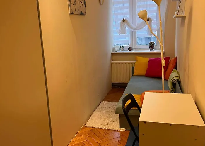 Jednoosobowy Przy Targach Poznanskich Nr 2, Lozko Dlugosci 190 *