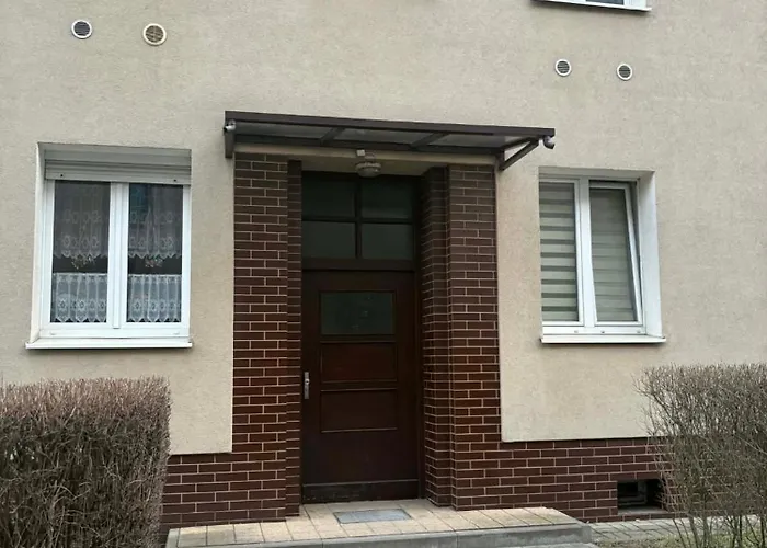 Apartment Jednoosobowy Przy Targach Poznanskich Nr 2, Lozko Dlugosci 190 Poznan